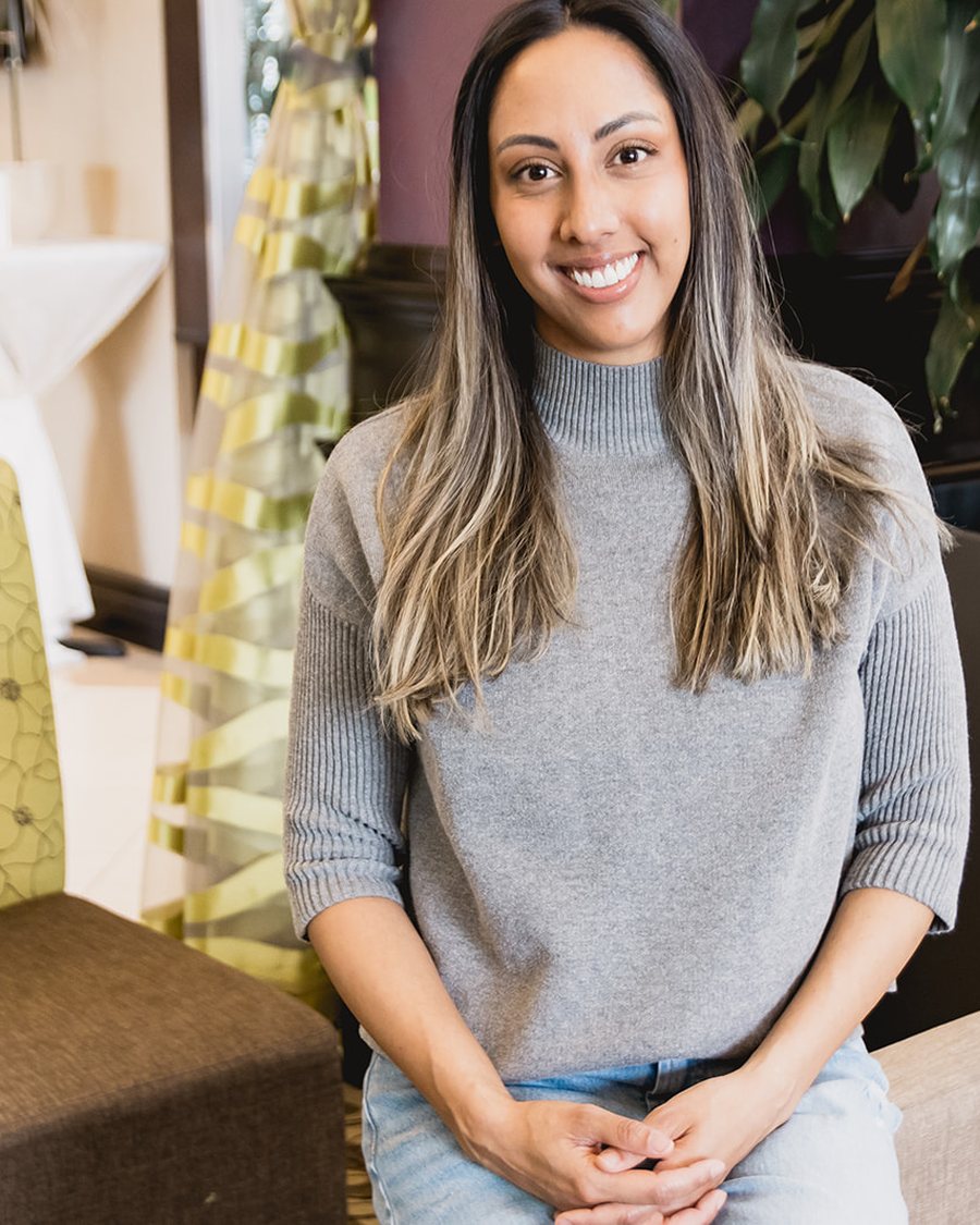 Leigh Cho-Young, mortgage broker and CPA in Ontario